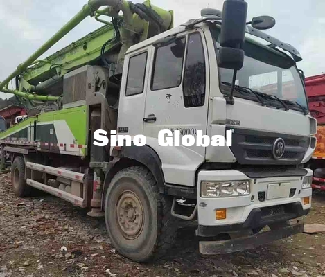 Sinotruk Şasi 1370mm Besleme Yüksekliği ile Kullanılan Zoomlion Beton Pompası Kamyon 37M