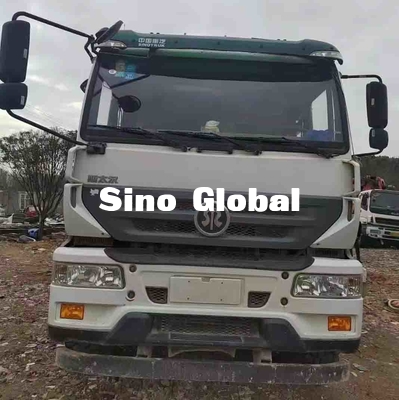Sinotruk Şasi 1370mm Besleme Yüksekliği ile Kullanılan Zoomlion Beton Pompası Kamyon 37M