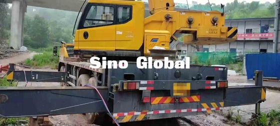 50 Ton Kullanılmış Kamyon Vinç XCMG QY50KA 100km Başına 40L Yağ Tüketimi