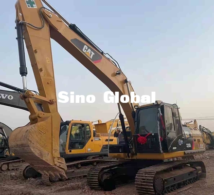 2. El Caterpillar 320D Ekskavatör 99,9 KW Güç 340L tank kapasitesi